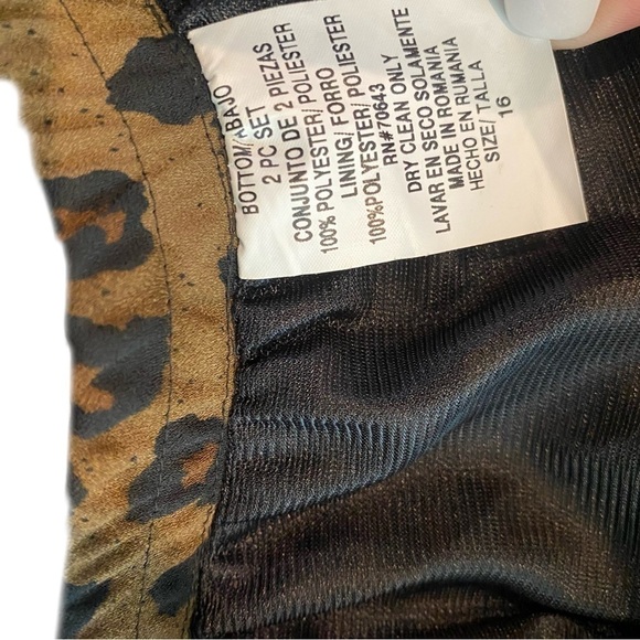 Leopard Print Skirt - Size 16 - Picture 4 of 6